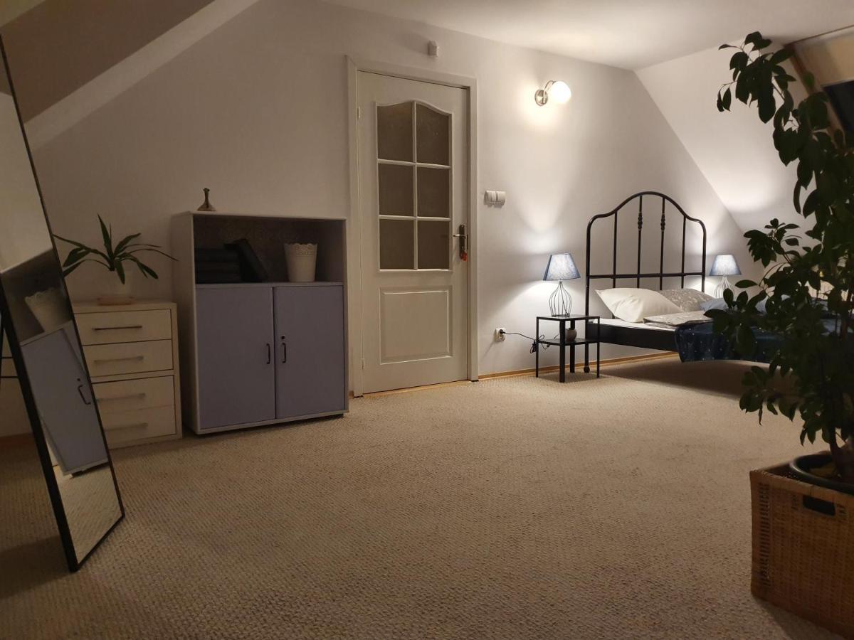 Mieszko Rooms Legionowo Luaran gambar