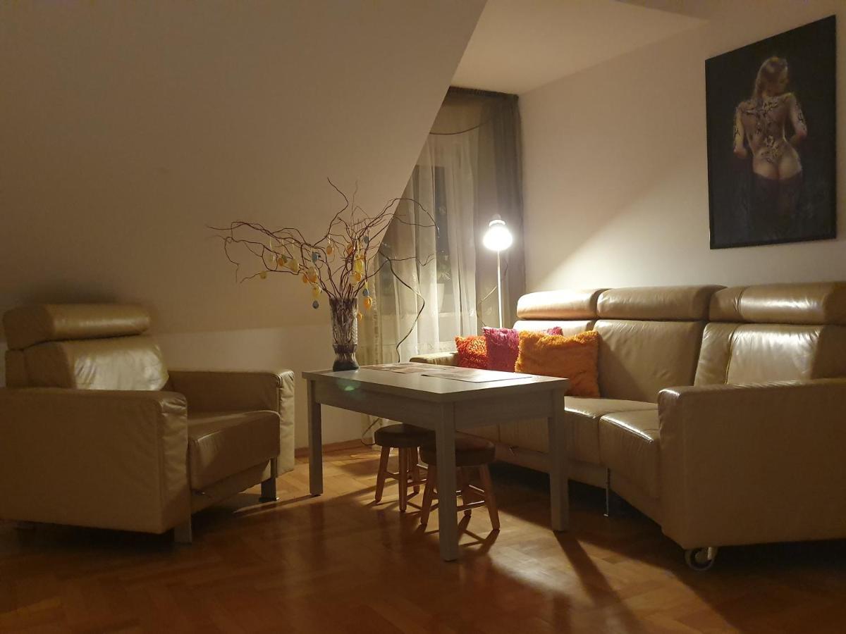 Mieszko Rooms Legionowo Luaran gambar
