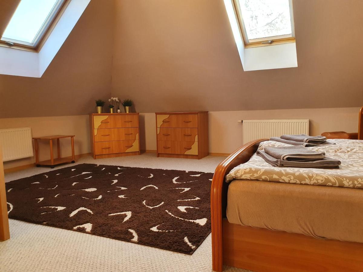 Mieszko Rooms Legionowo Luaran gambar