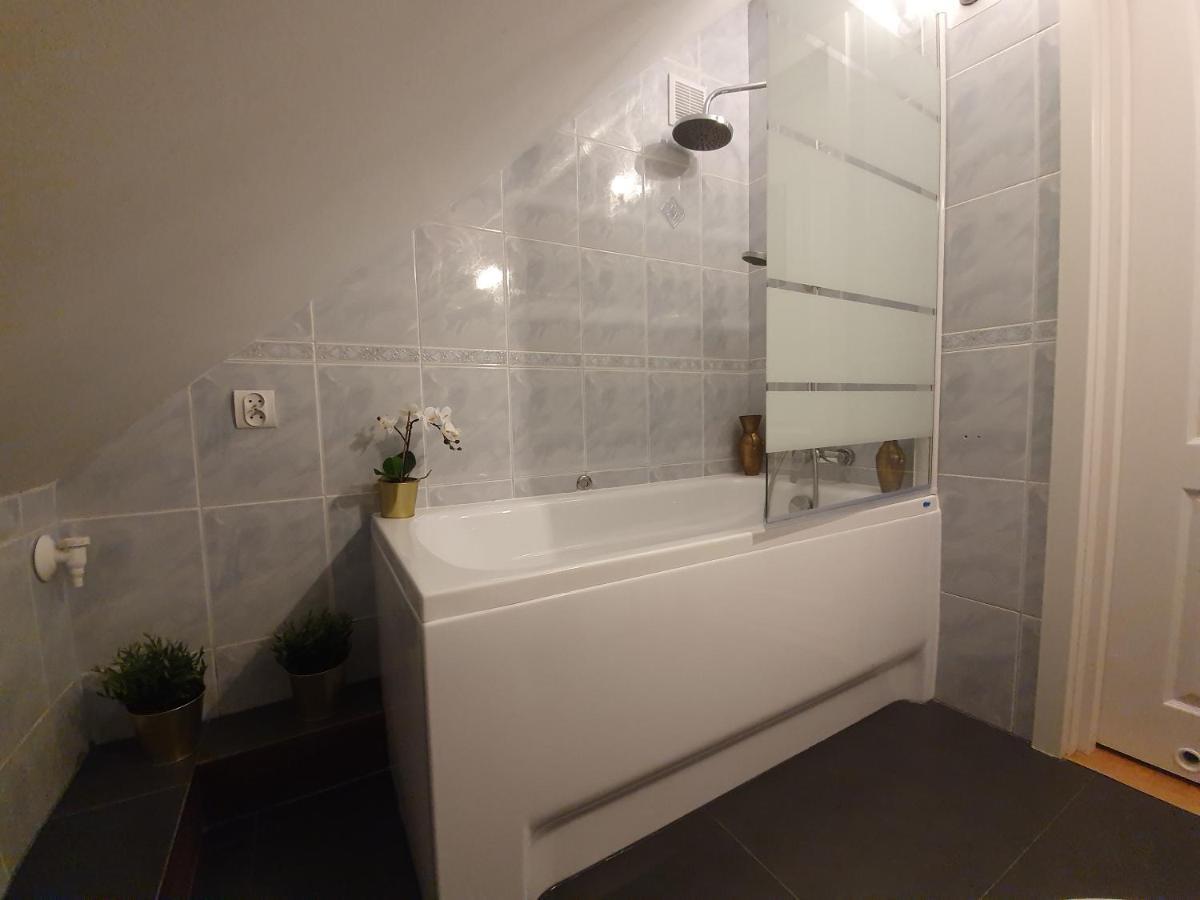 Mieszko Rooms Legionowo Luaran gambar